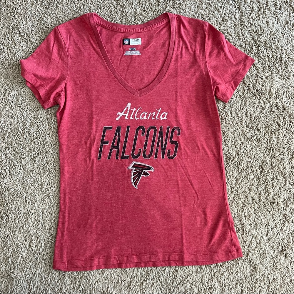 EUC NFL Team Apparel Atlanta Falcons V-neck T-shirt Size S